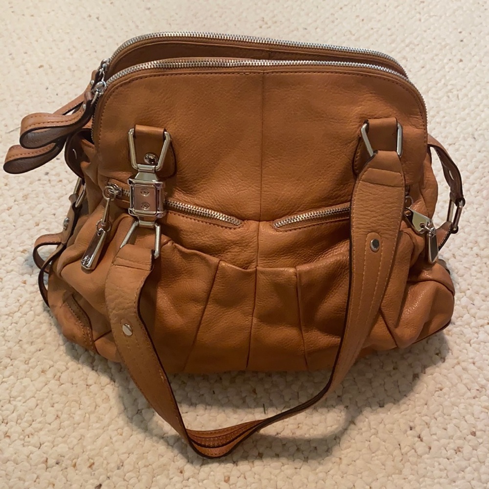 B Makowsky leather bag